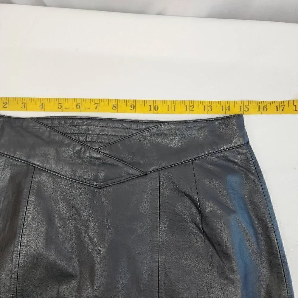 Jacqueline Ferrar Size 12 Vintage Black Leathet Pencil Skirt P10